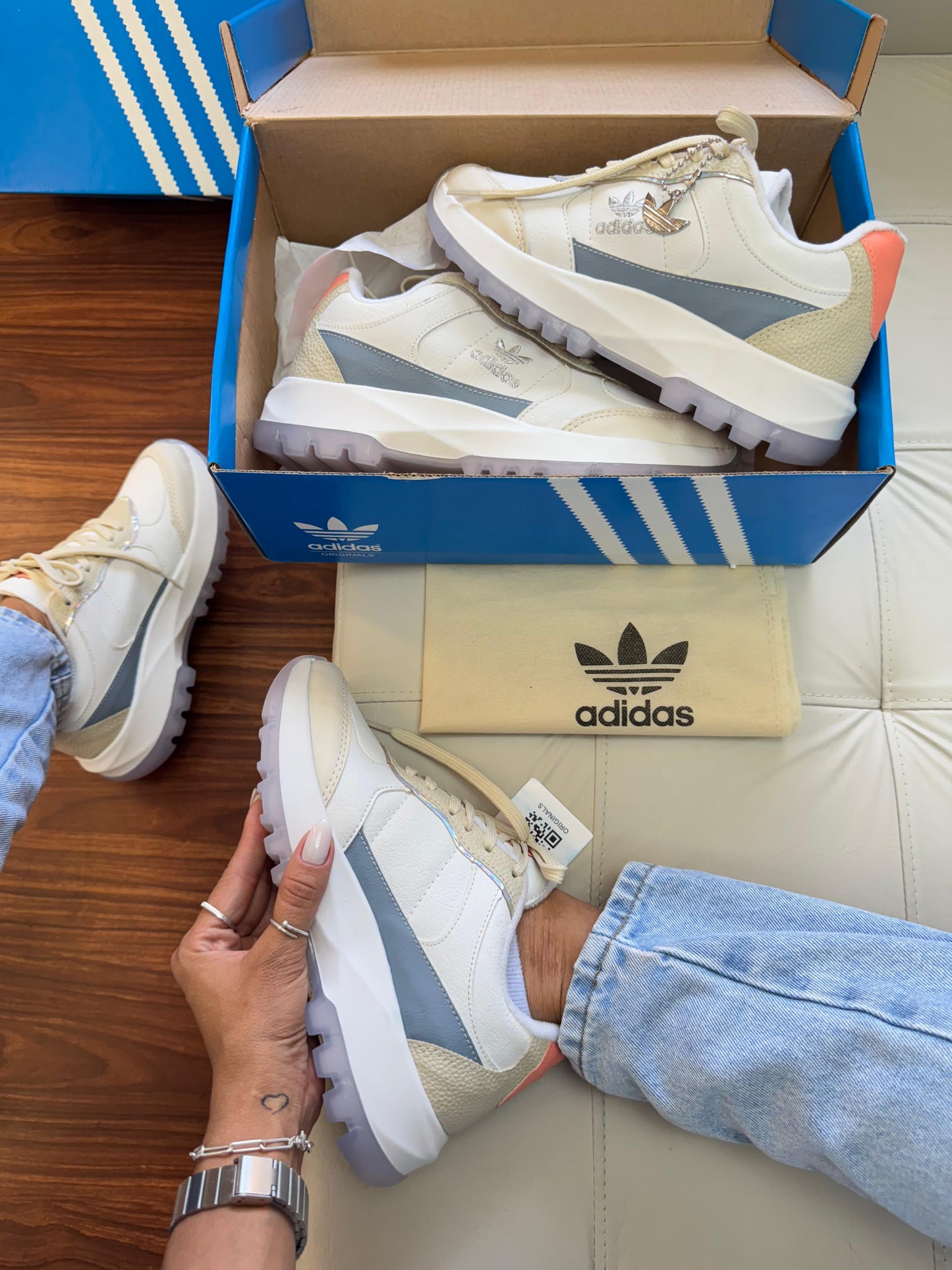 Tênis Adidas Luxury Feminino