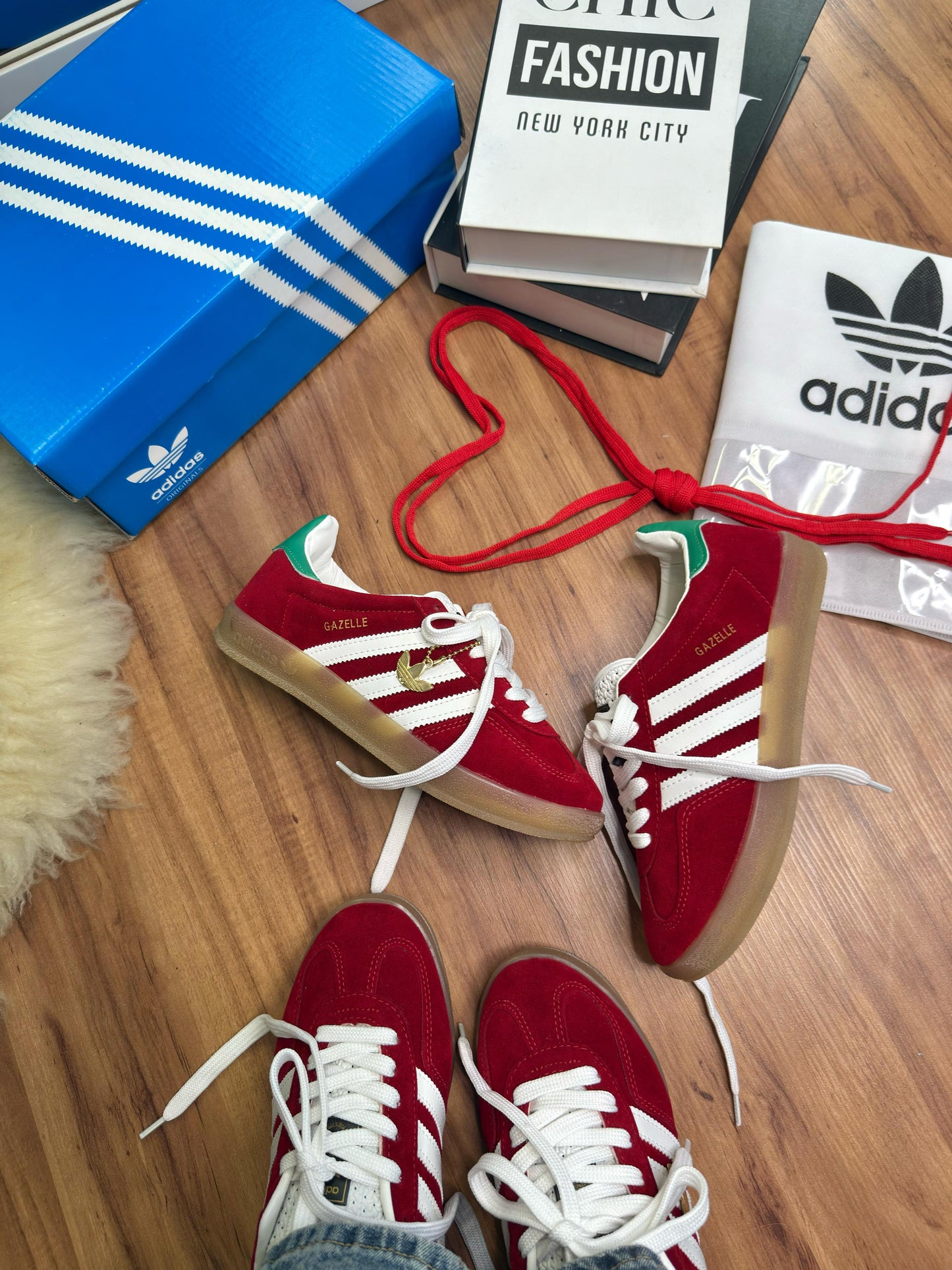 Tênis Adidas Gazelle Camurça