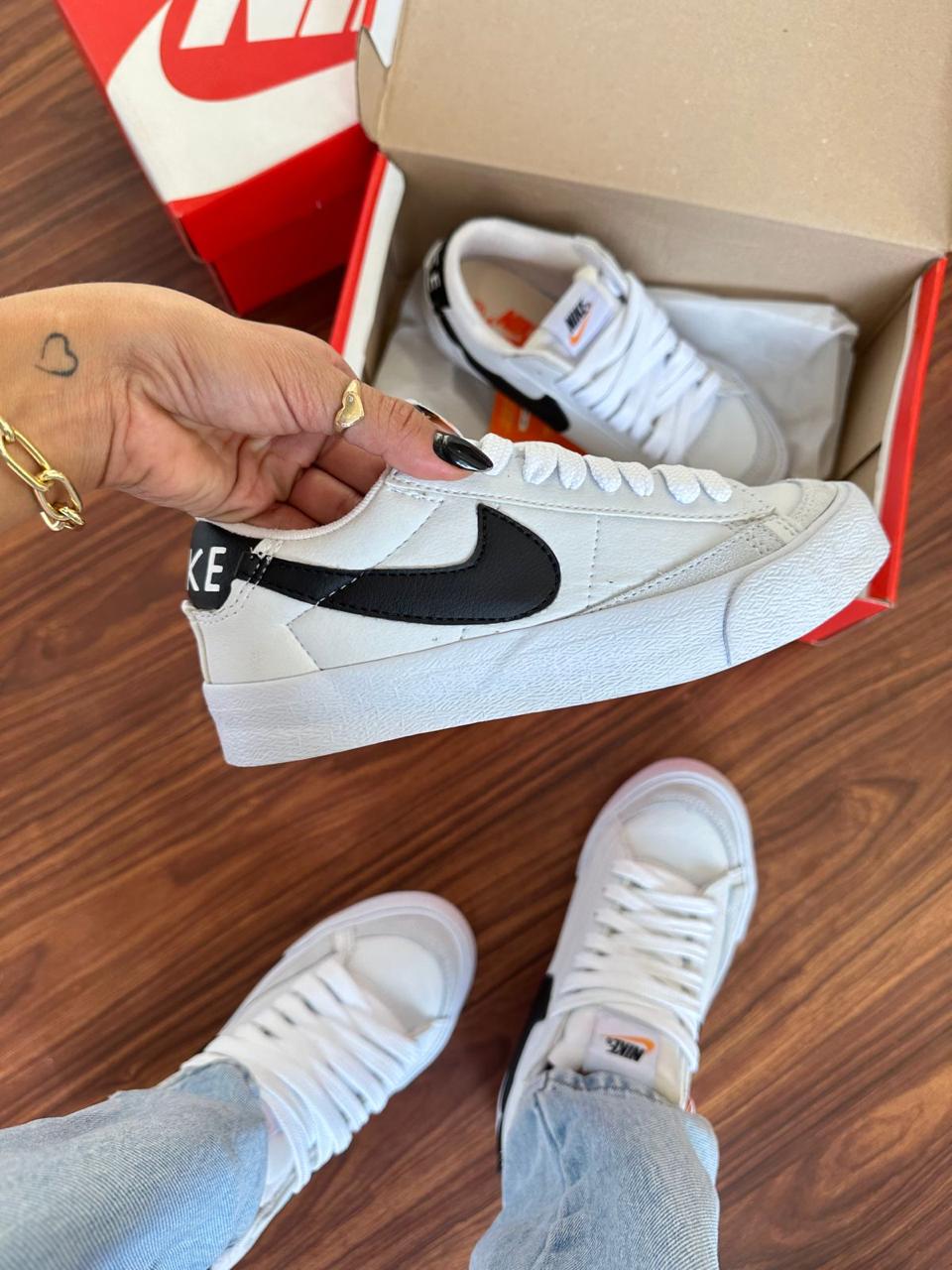 Tênis NiKe Blazer Low