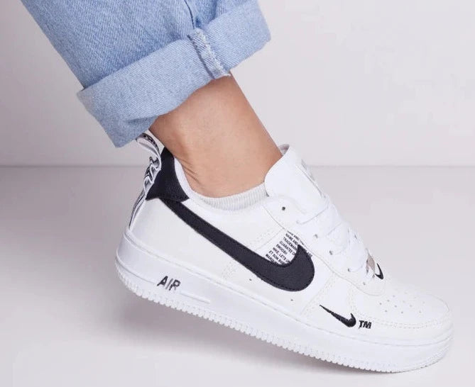 Tênis Nike Branco Preto TM