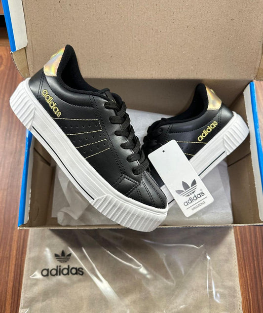 Tênis Adidas Plataforma