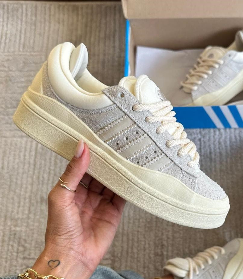 Tênis Adidas Feminino Bad Bunny x Campus