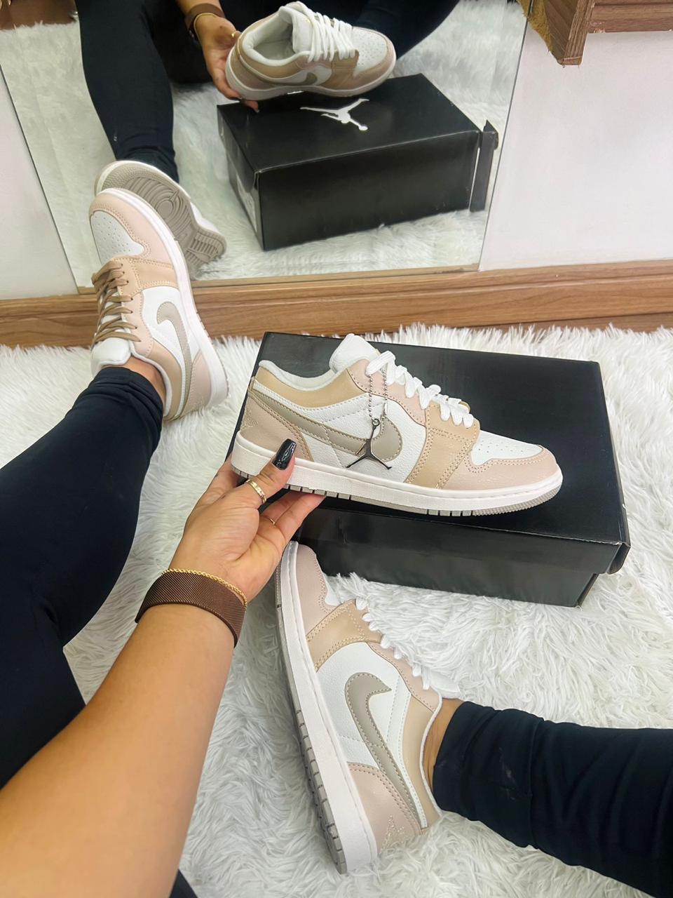 Tênis Nike Dunk Low Feminino