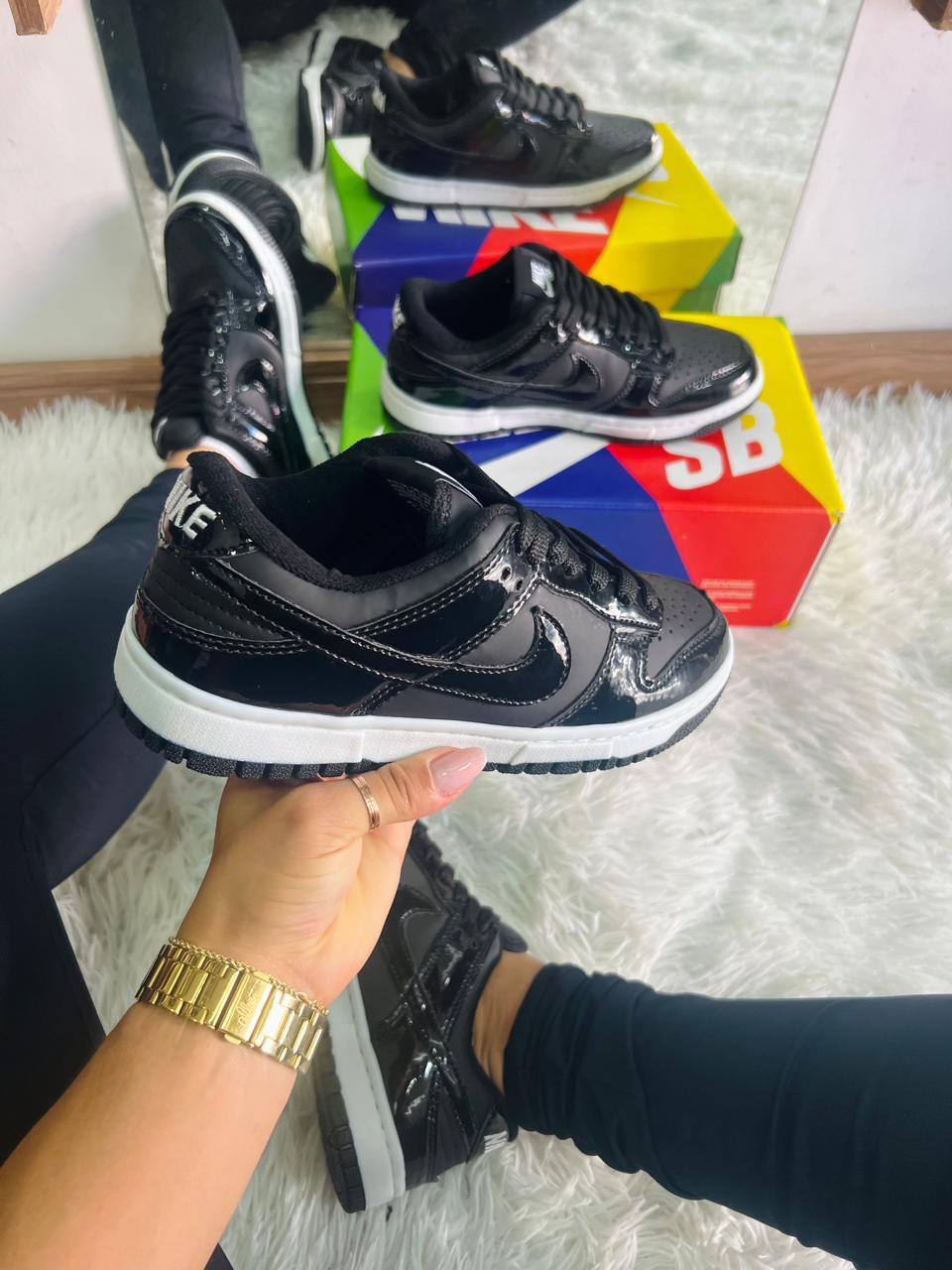 Tênis Nike Dunk Low Feminino