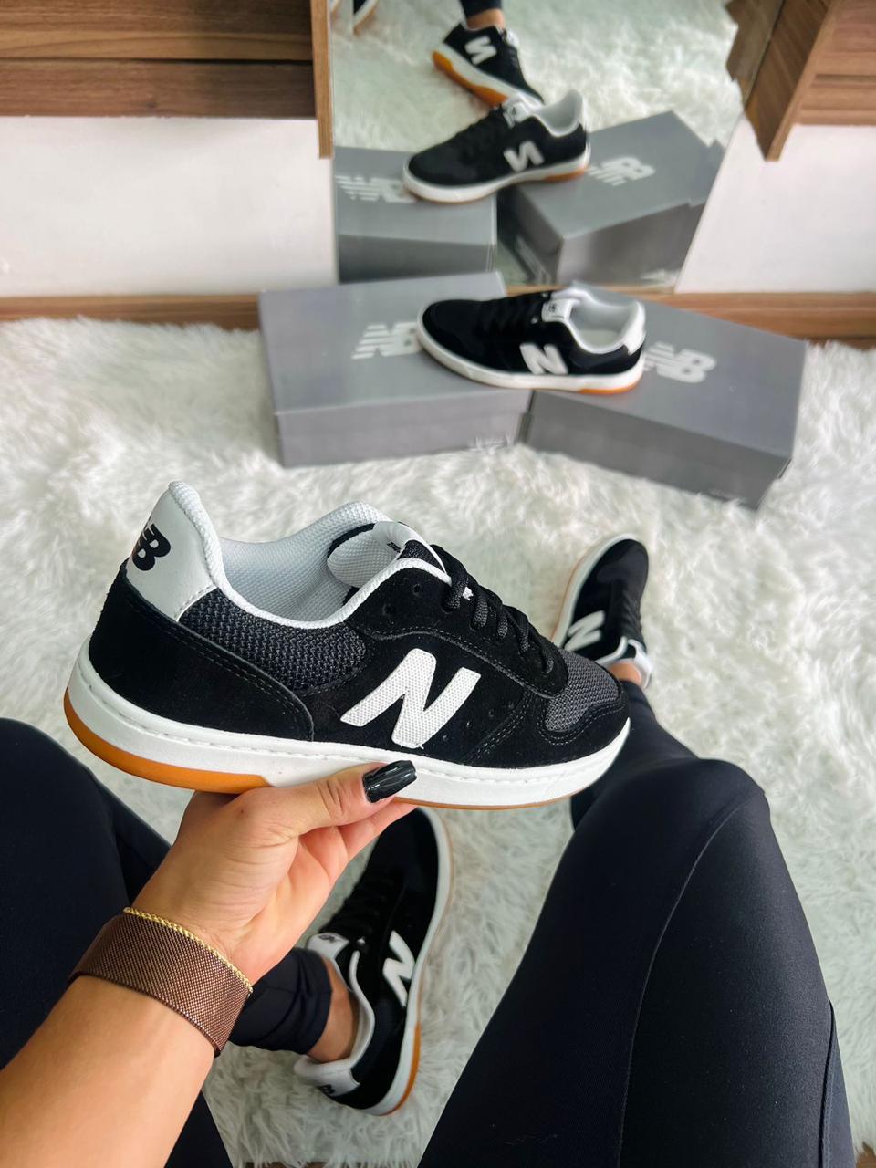 Tênis New Balance 300