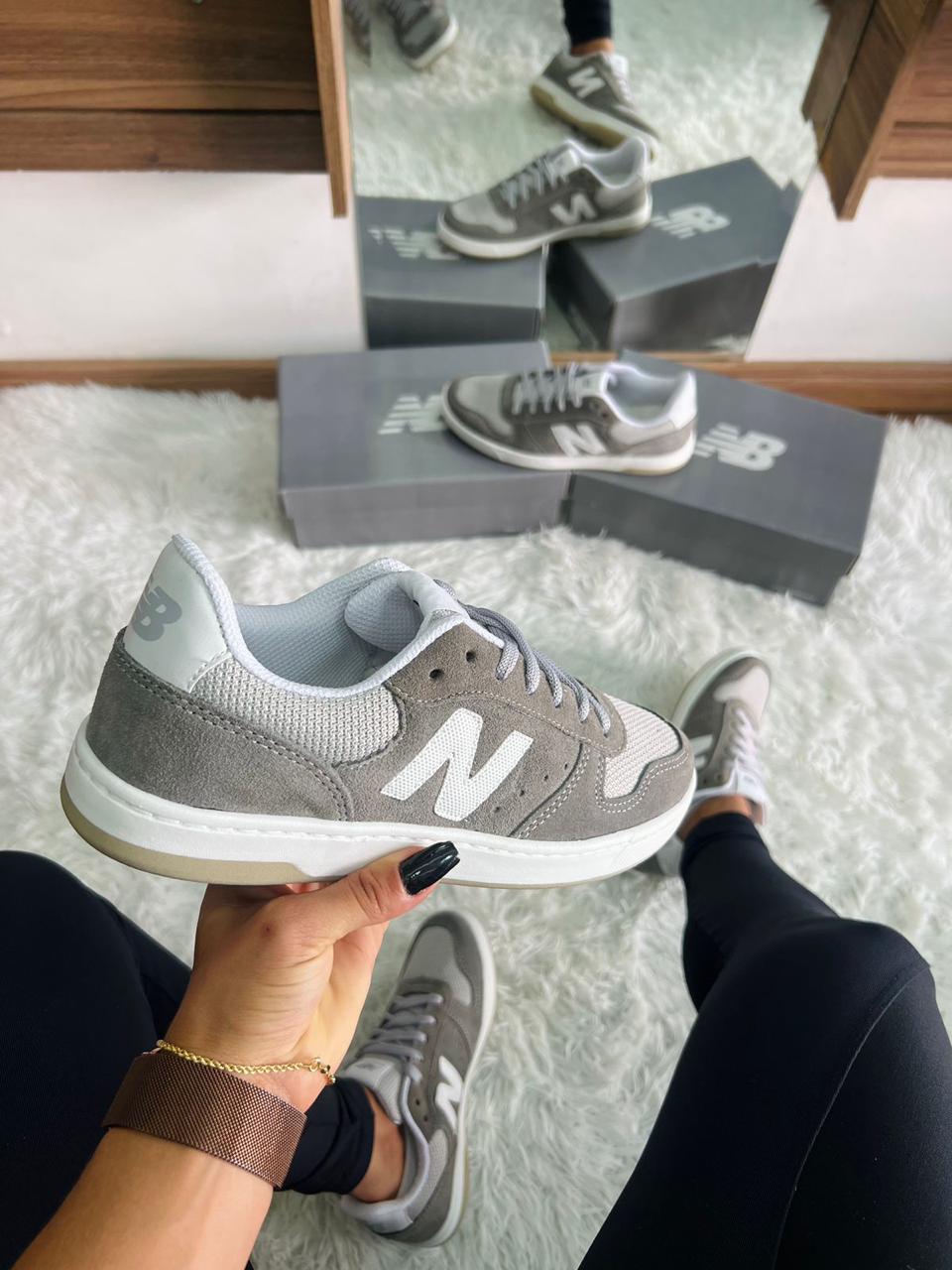 Tênis New Balance 300