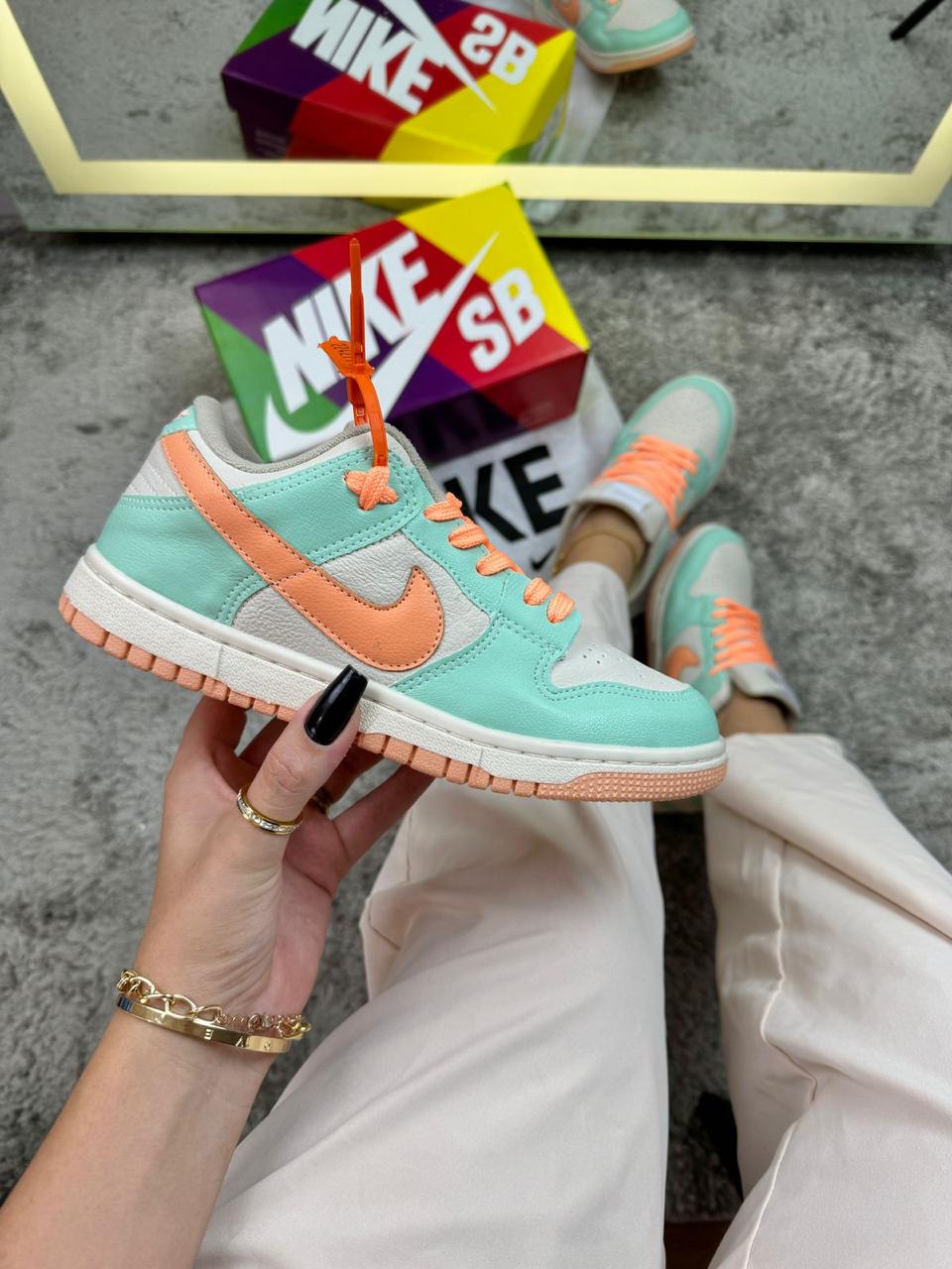 Tênis Nike Dunk Low Mint