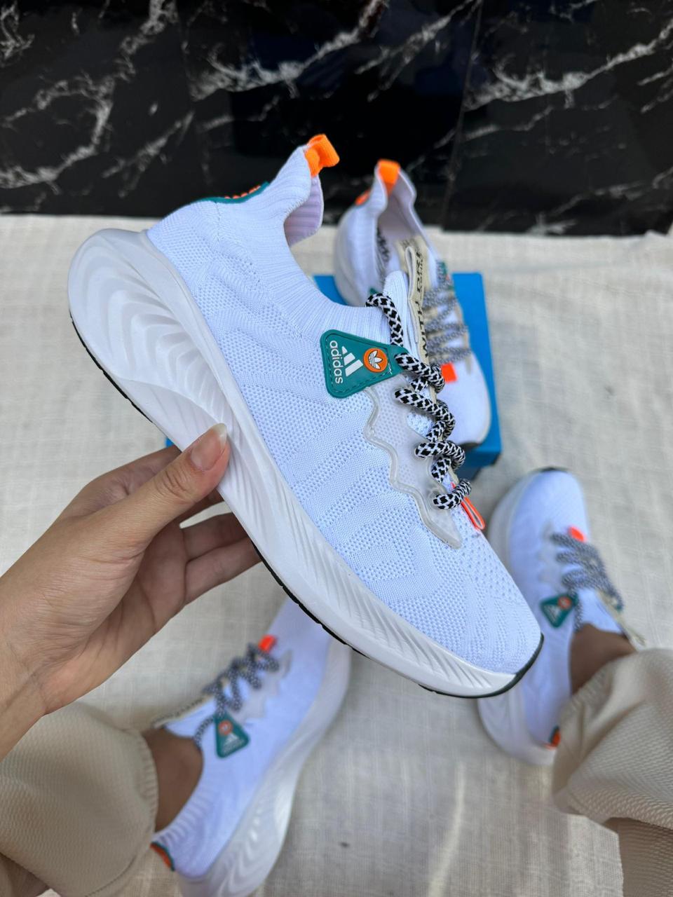 Tênis Adidas White