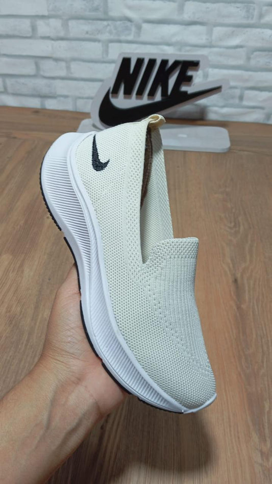 Sapatilha Nike Light