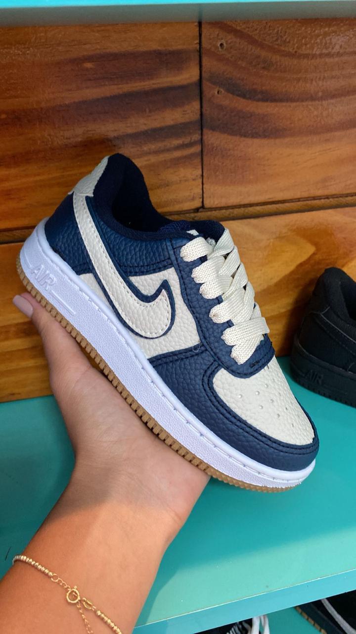 Tenis Nike Air Force Infantil