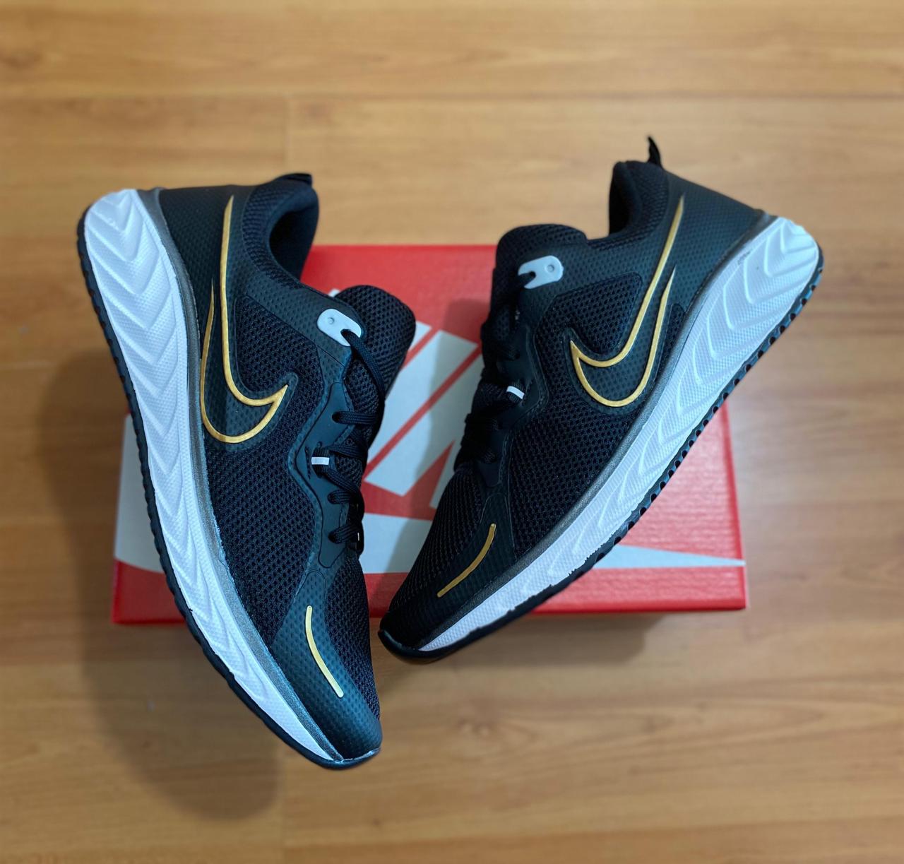 Tênis Nike Feminino Masculino