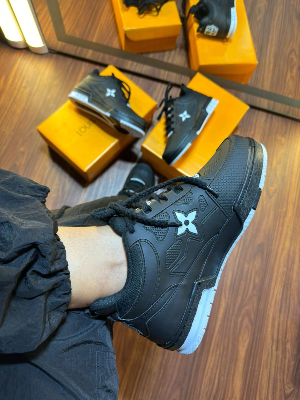 Tenis Louis Vuitton SK