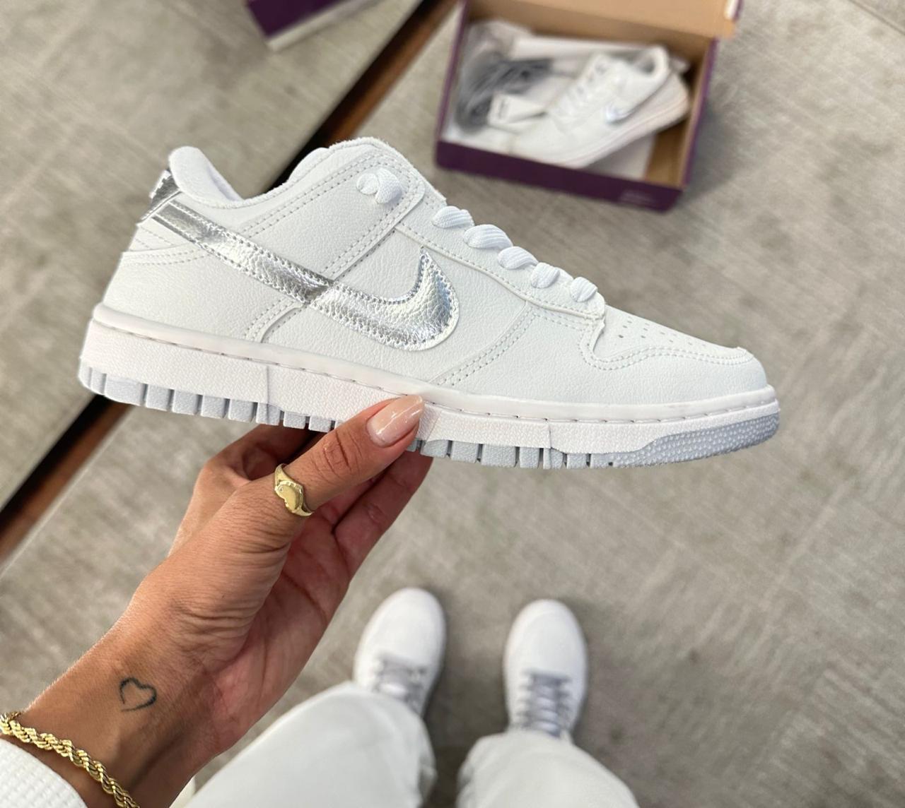 Tênis NiKe Feminino SB Dunk Low