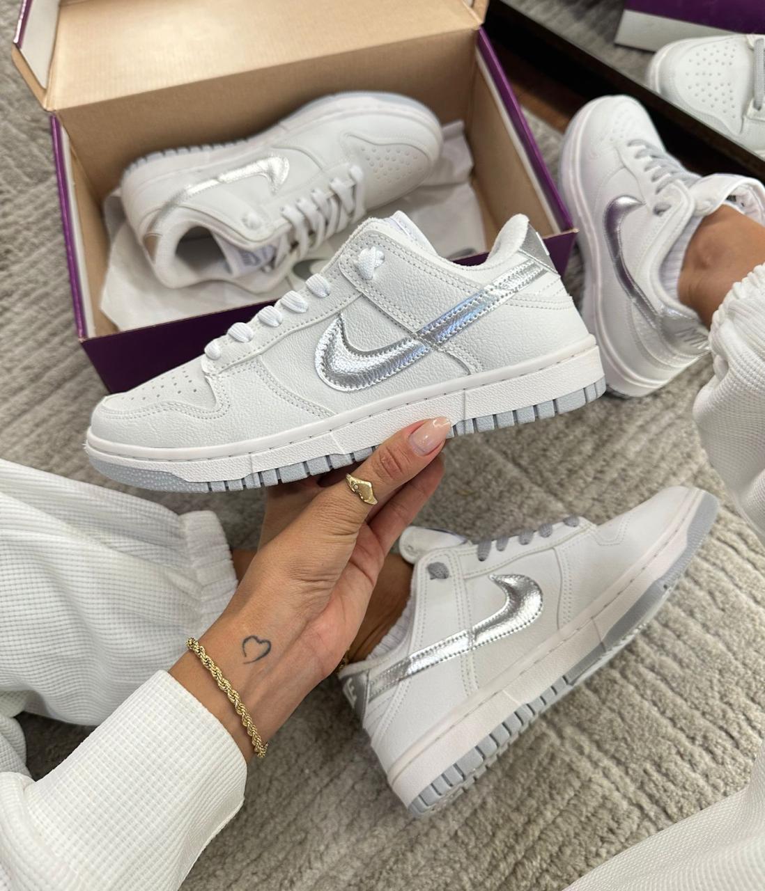 Tênis NiKe Feminino SB Dunk Low