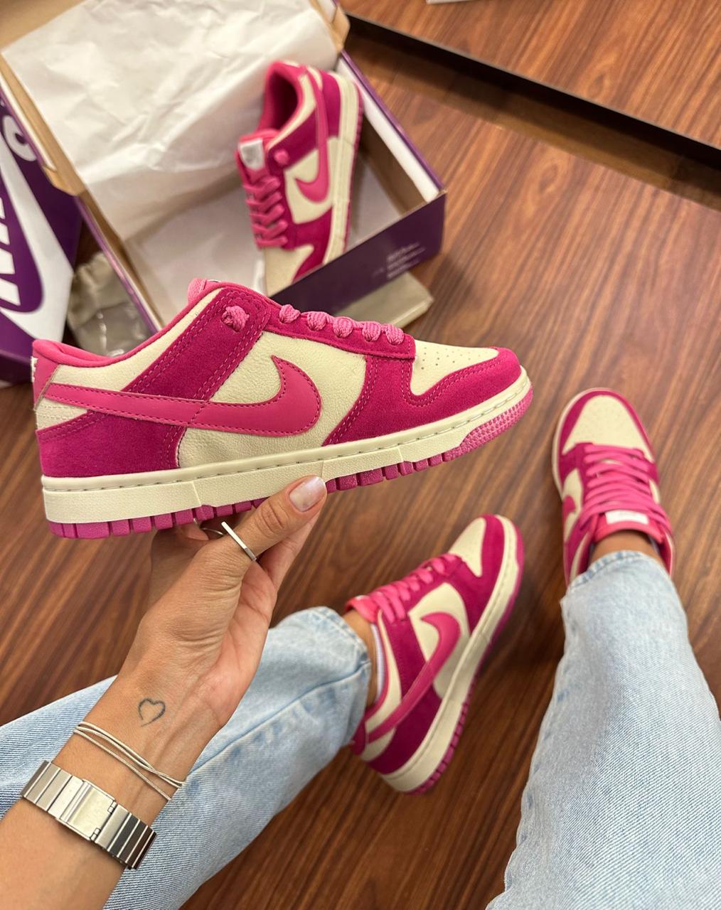 Tênis Nike Dunk Low Feminino