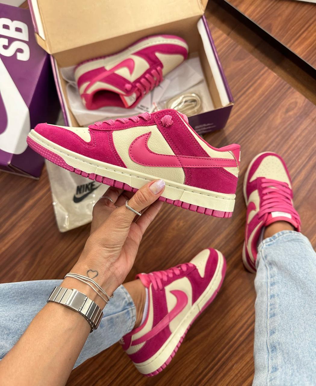 Tênis Nike Dunk Low Feminino