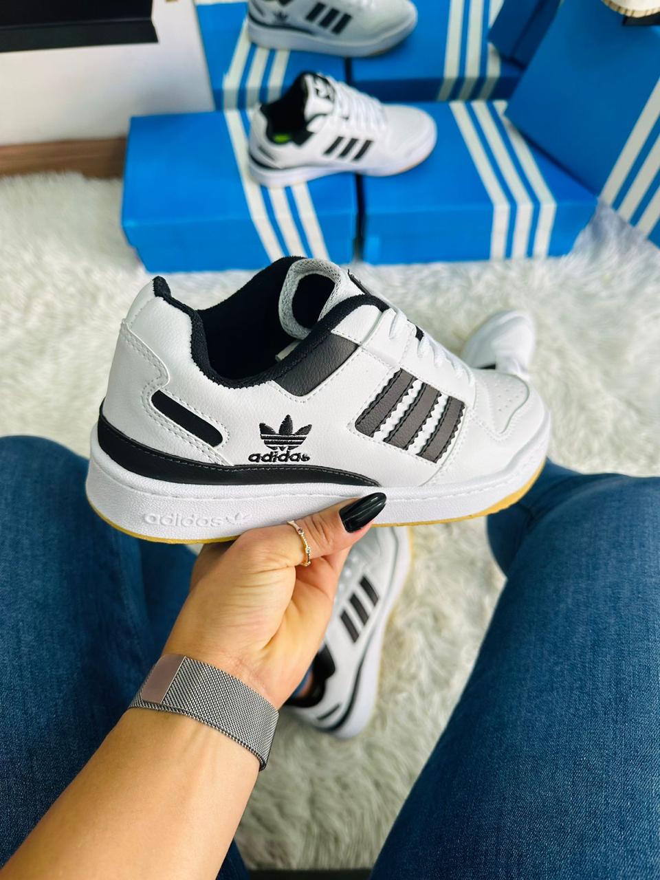 Tênis Adidas Fórum Low