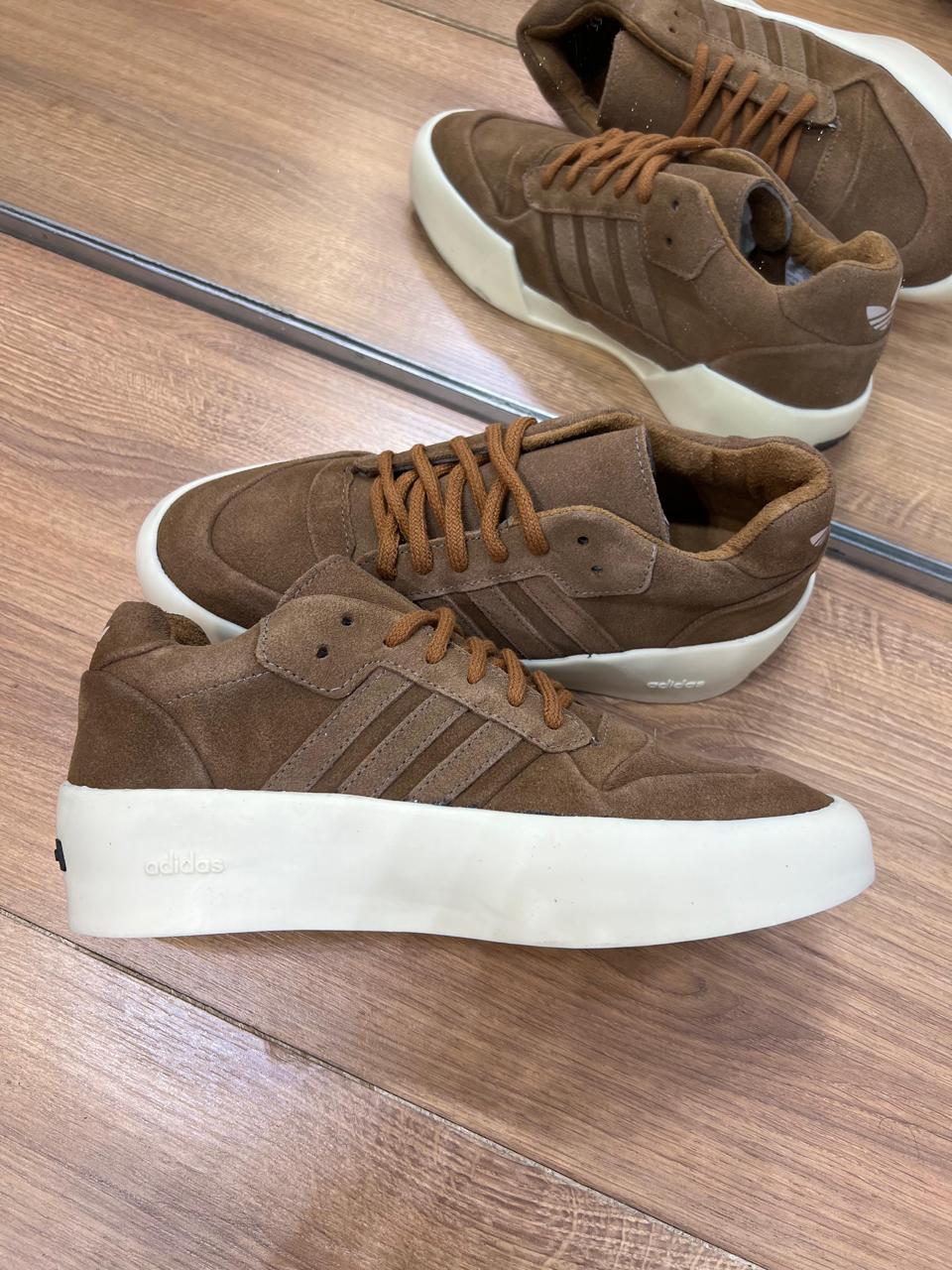 Tênis Adidas Premium Confort