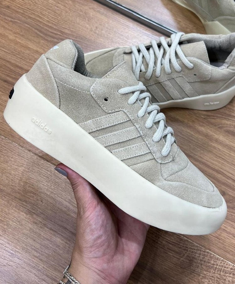 Tênis Adidas Premium Confort