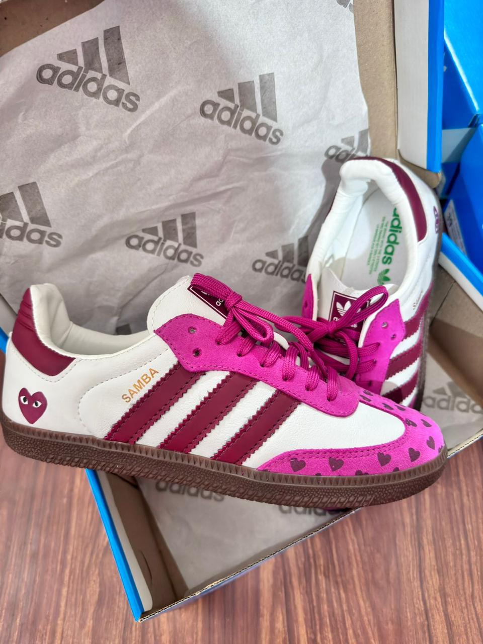 Tênis Adidas Samba Pink Heart