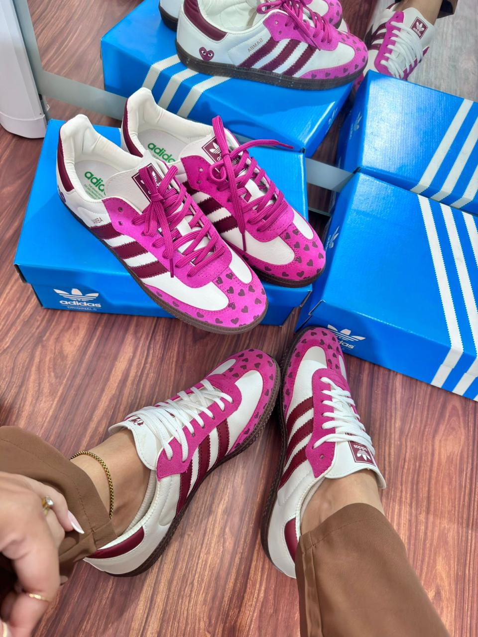 Tênis Adidas Samba Pink Heart