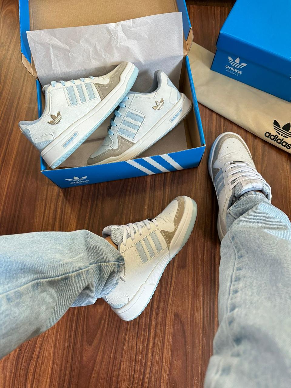 Tênis Adidas Fórum Low