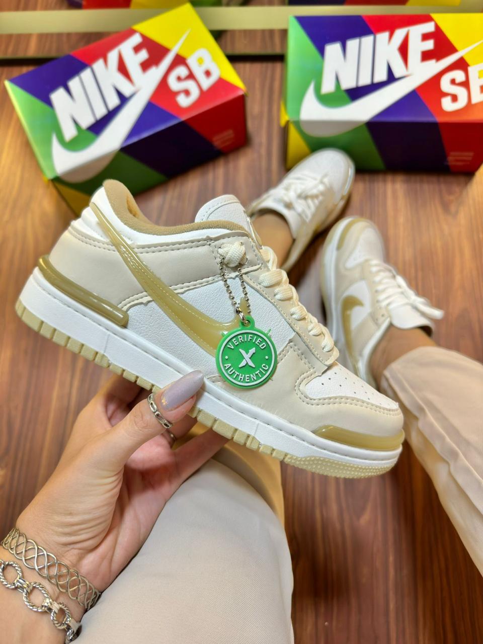 Tênis Nike Dunk Low Mint Nude