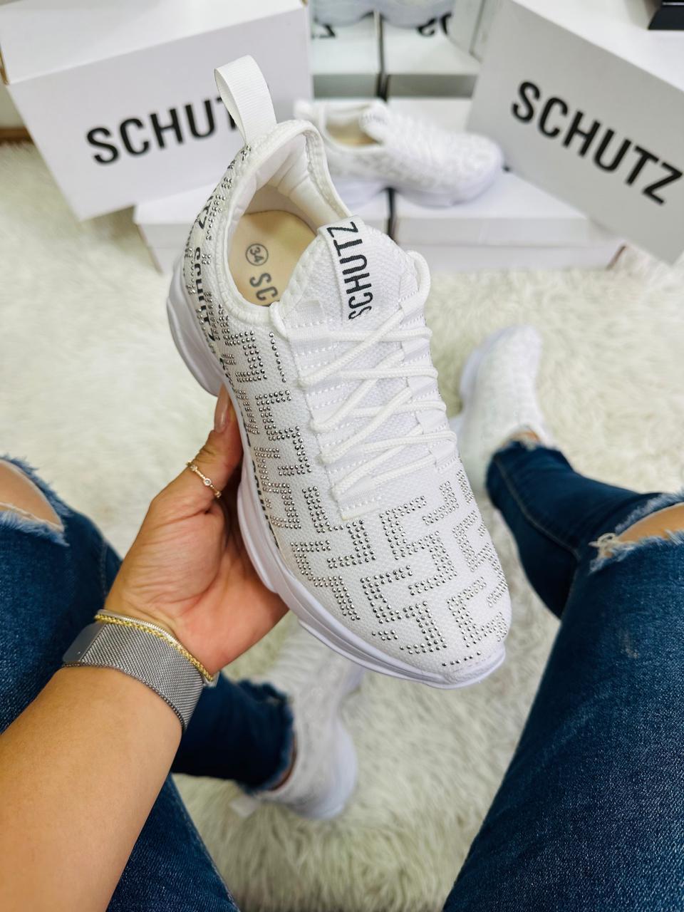 Tênis Feminino SCHUTZ Stras