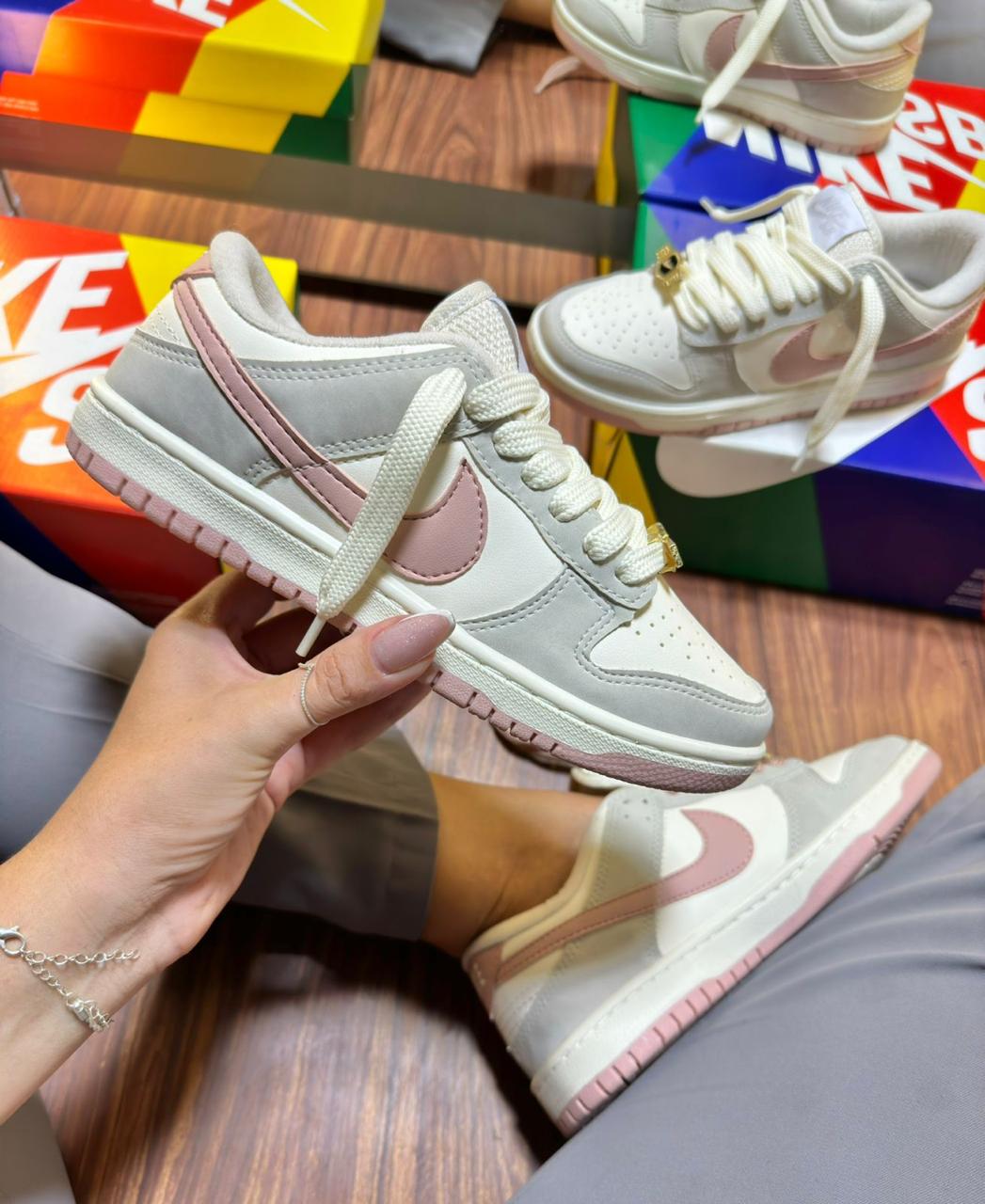 Tênis Feminino Nike Dunk