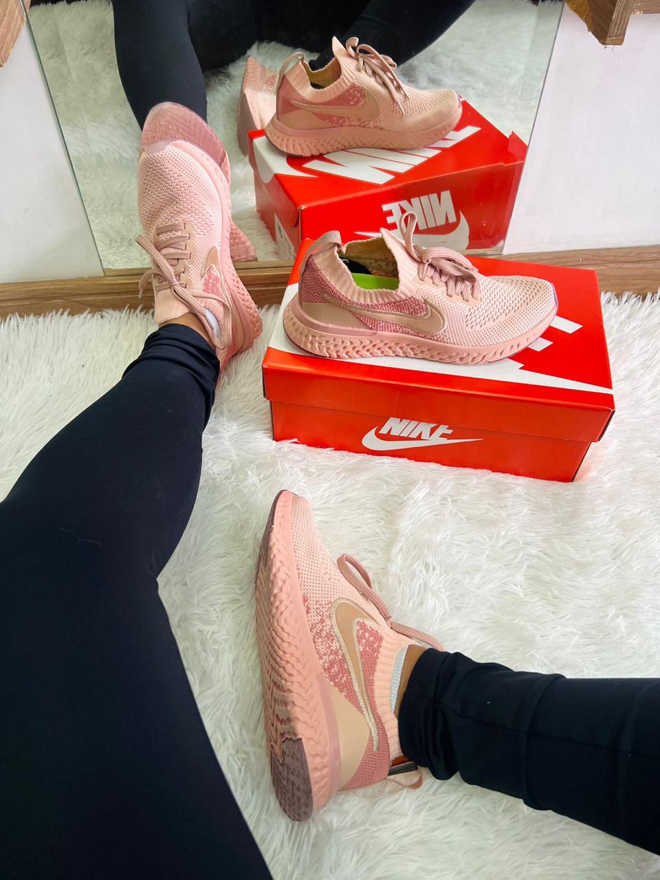 Tênis Nike Epic Feminino Rosa