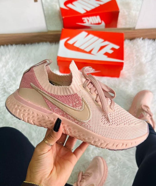 Tênis Nike Epic Feminino Rosa