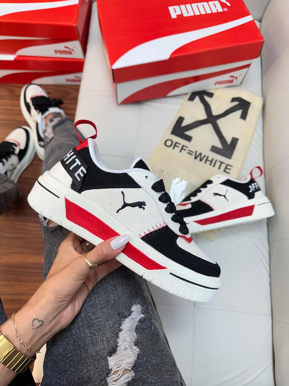 Tênis Puma OFF White Feminino