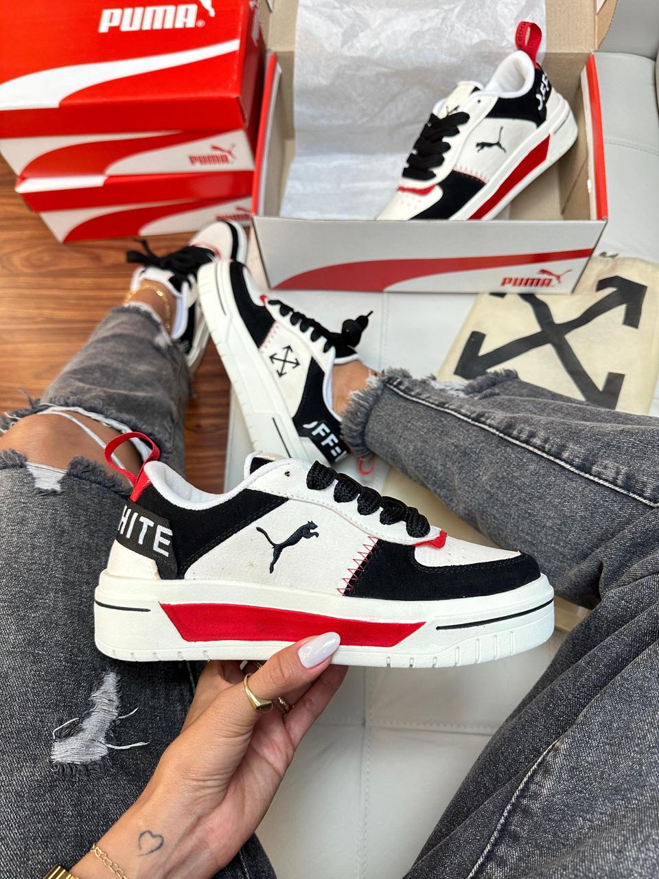 Tênis Puma OFF White Feminino