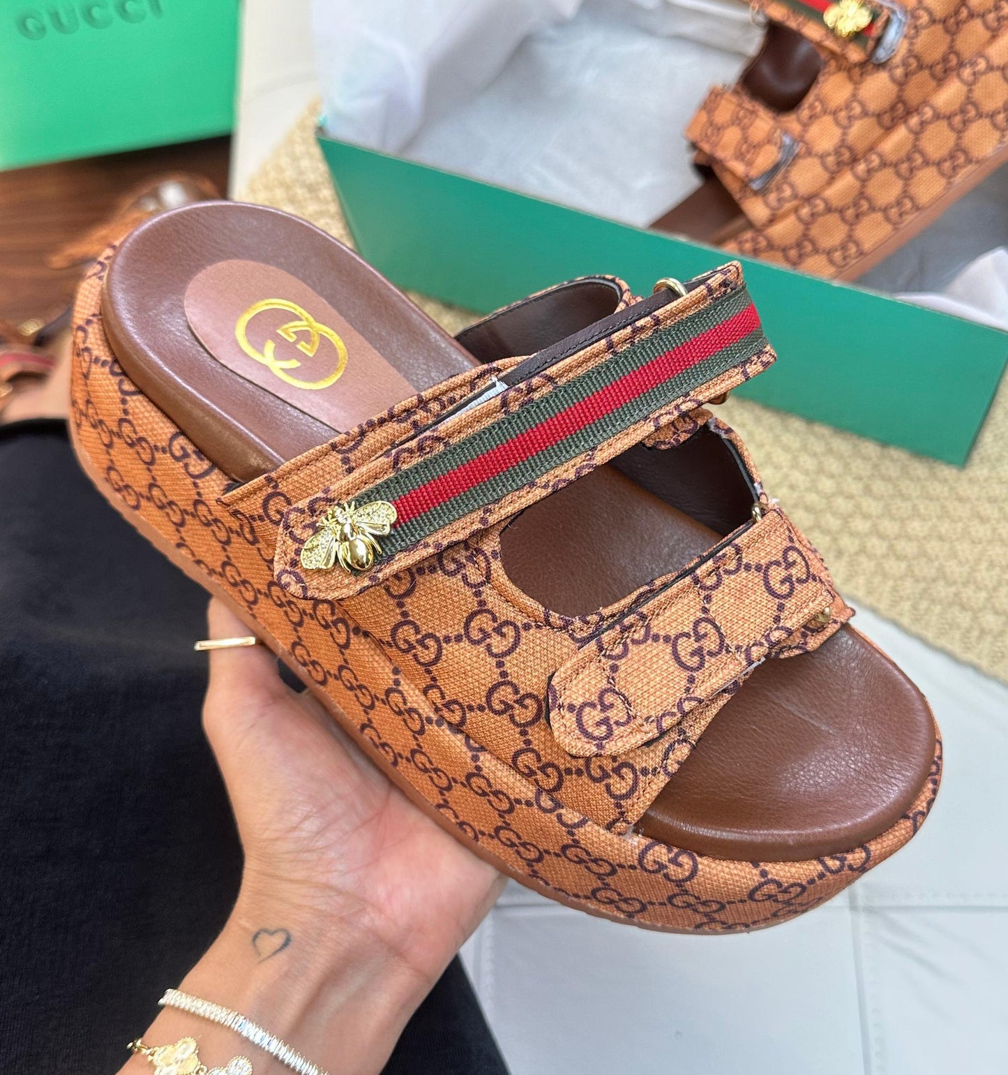 Sandália Plataforma Gucci Slider