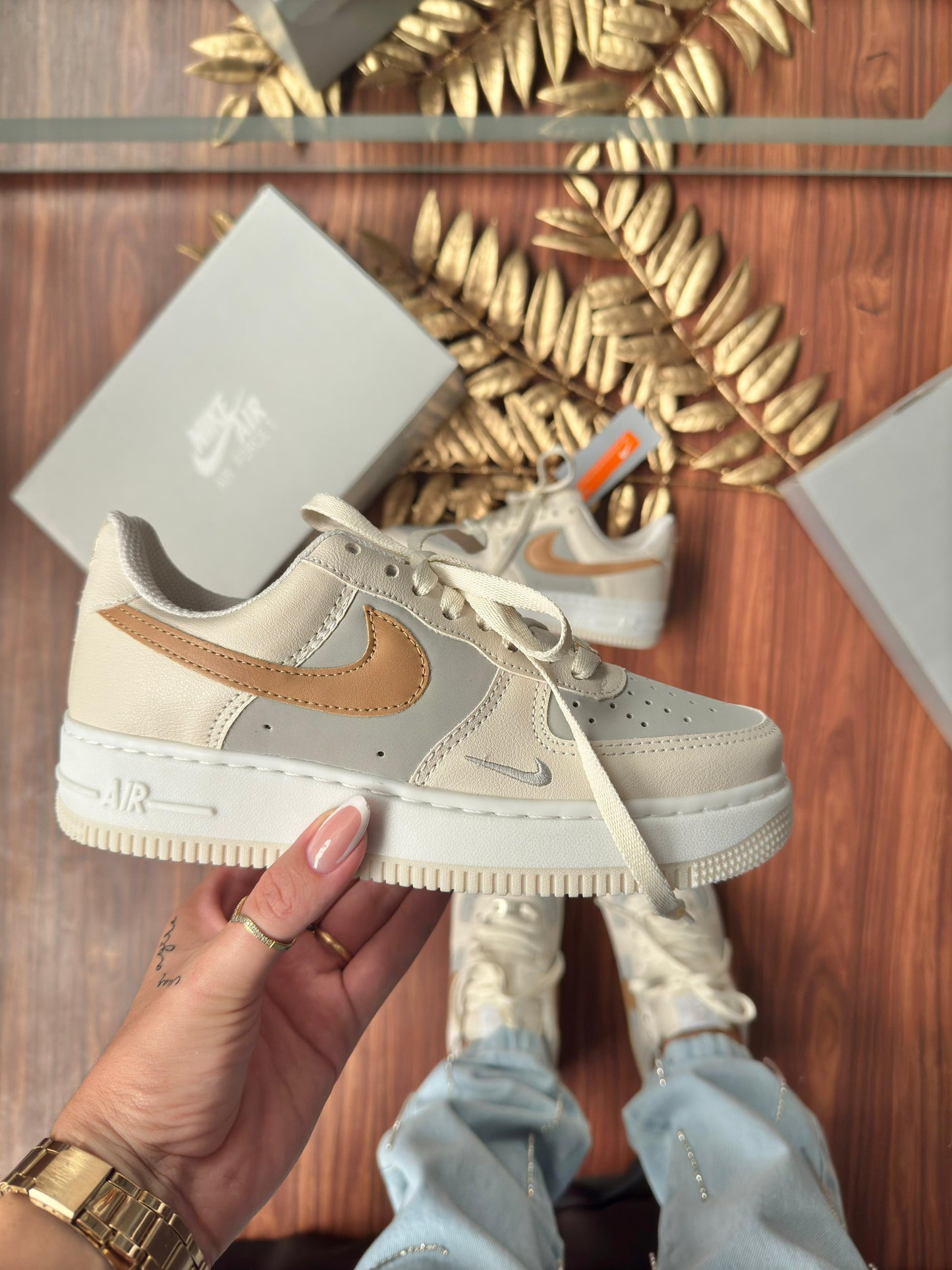 Tênis Nike Air Force  Feminino Off White