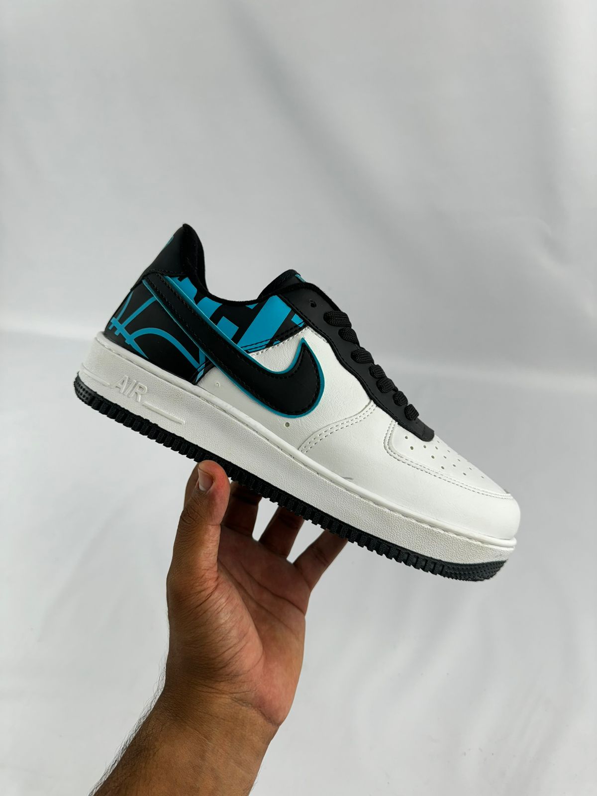 Tênis Nike Air Force Clássico