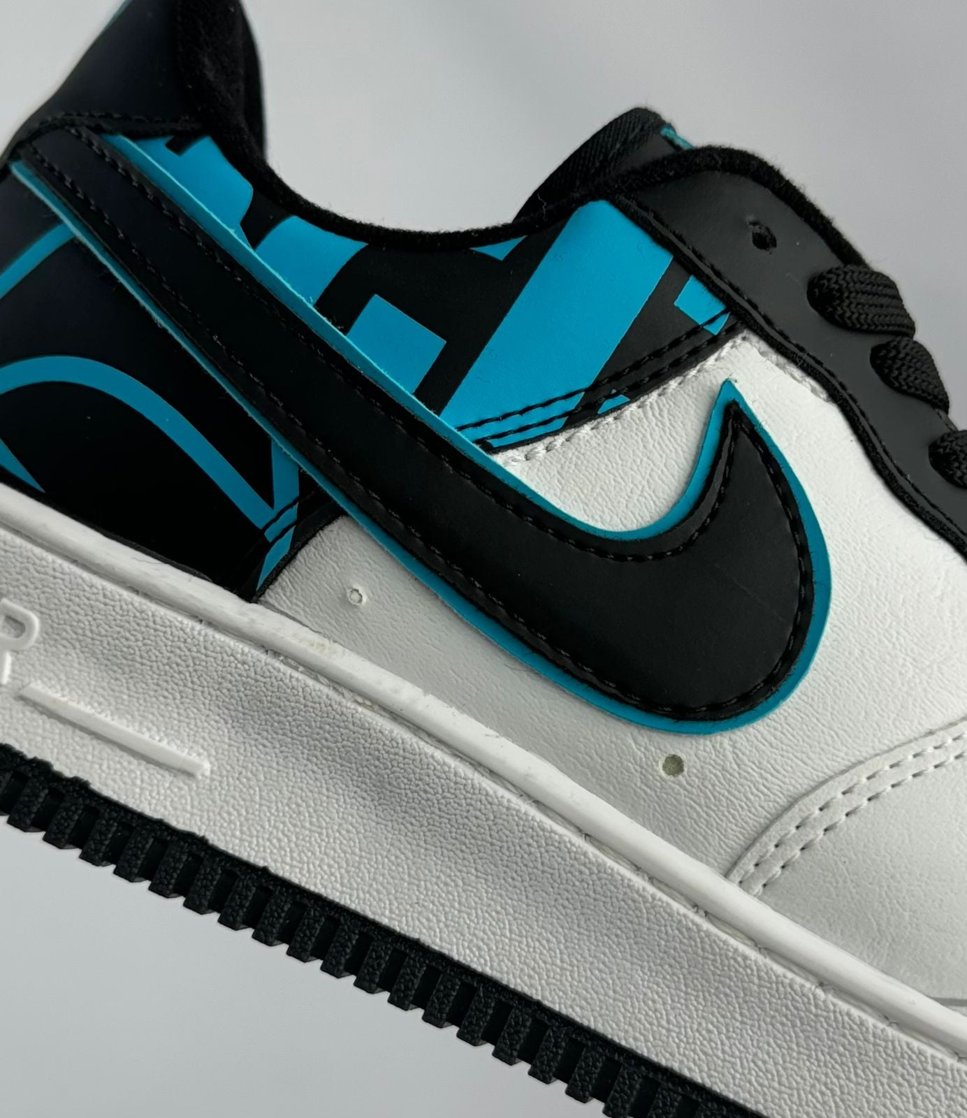 Tênis Nike Air Force Clássico