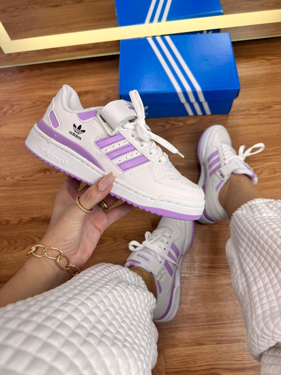 Tênis Adidas Fórum Low