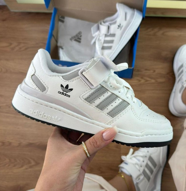 Tênis Adidas Fórum Low