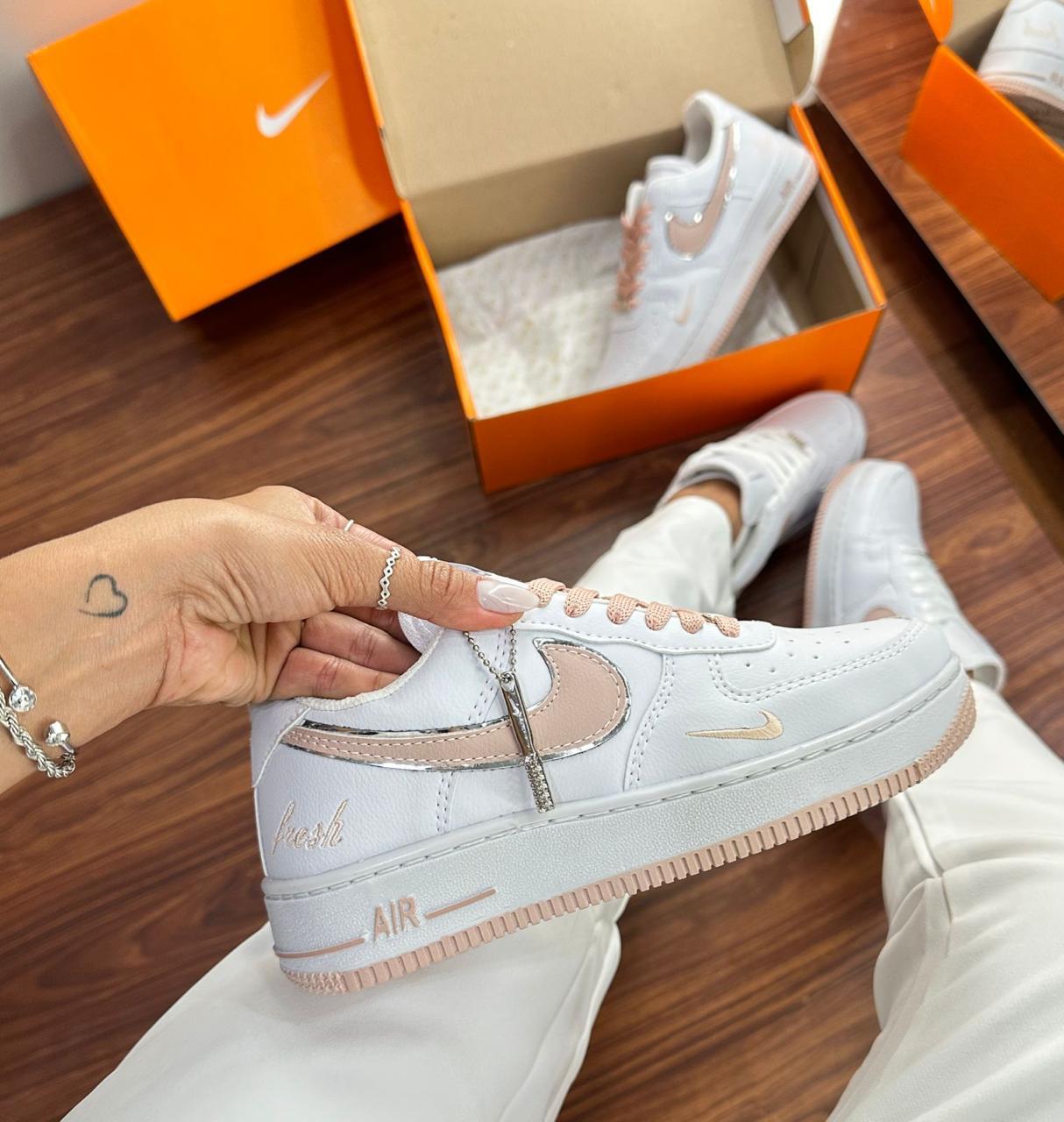 Tênis Nike Feminino Air Force