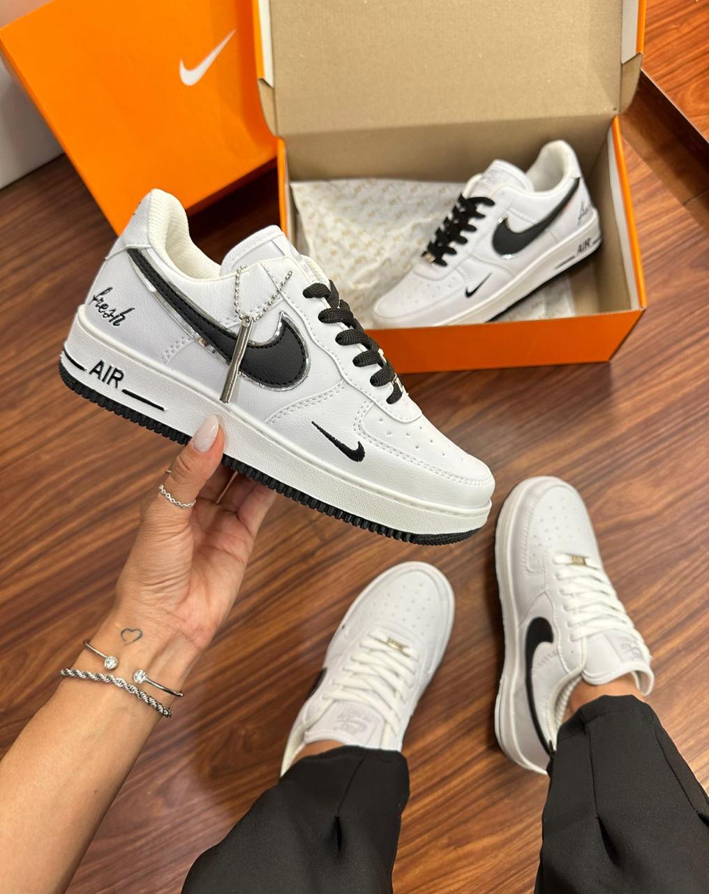 Tênis Nike Feminino Air Force