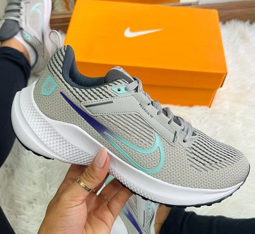 Tênis Nike Feminino Pegasus