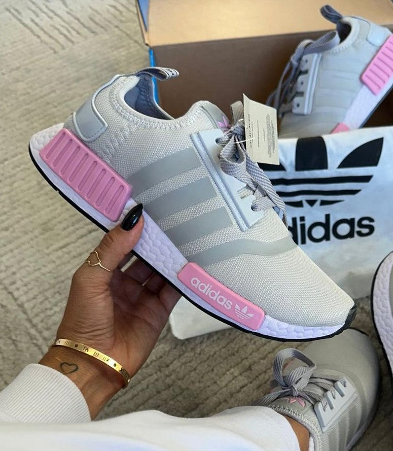 Tênis Adidas MD Feminino