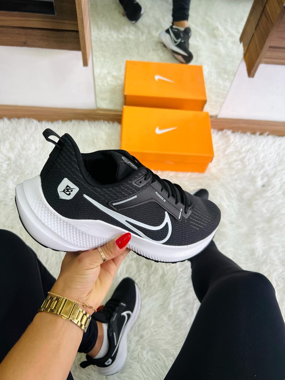 Tênis Nike Feminino Pegasus