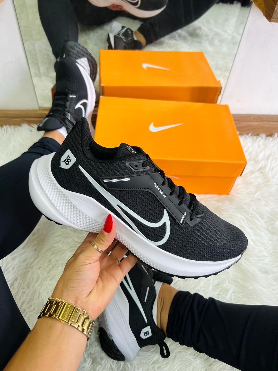 Tênis Nike Feminino Pegasus