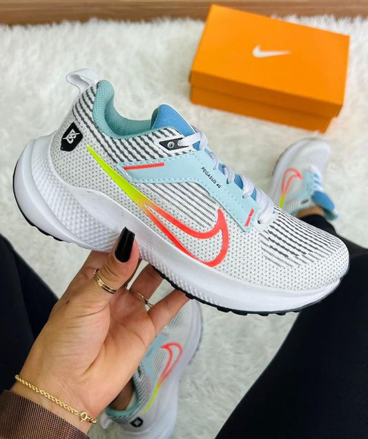 Tênis Nike Feminino Pegasus